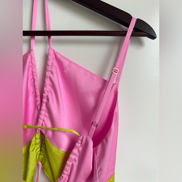 SHOW ME YOUR MUMU NEW Calloway Cut Out Dress‎ Cantaloupe Luxe Satin Maxi Large - Picture 9 of 14